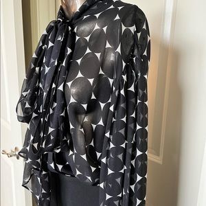 Black & White, Silk size 12.